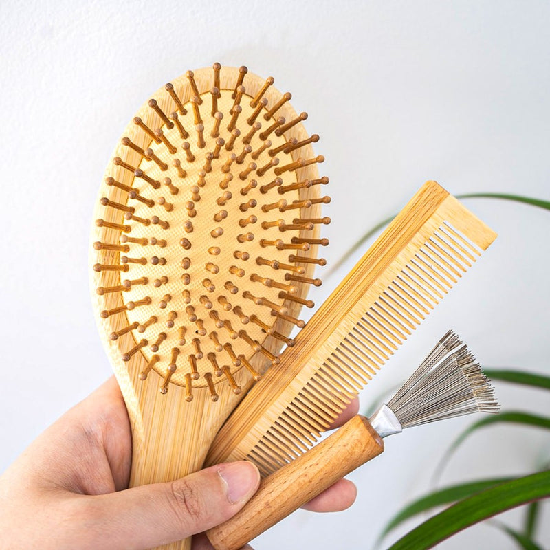 Designed to nourish hair anywhere, the portable bristle brush fits easily into any bag. Bamboo stimulates circulation on the scalp and conditions strands.
