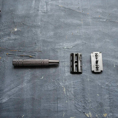 Double Edge Safety Razor Holder - Metallic Black
