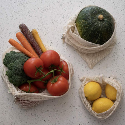 Go green: 4 Mesh, 4 Muslin bags, all GOTS-certified organic cotton, for farmers markets, clutter-free shopping.