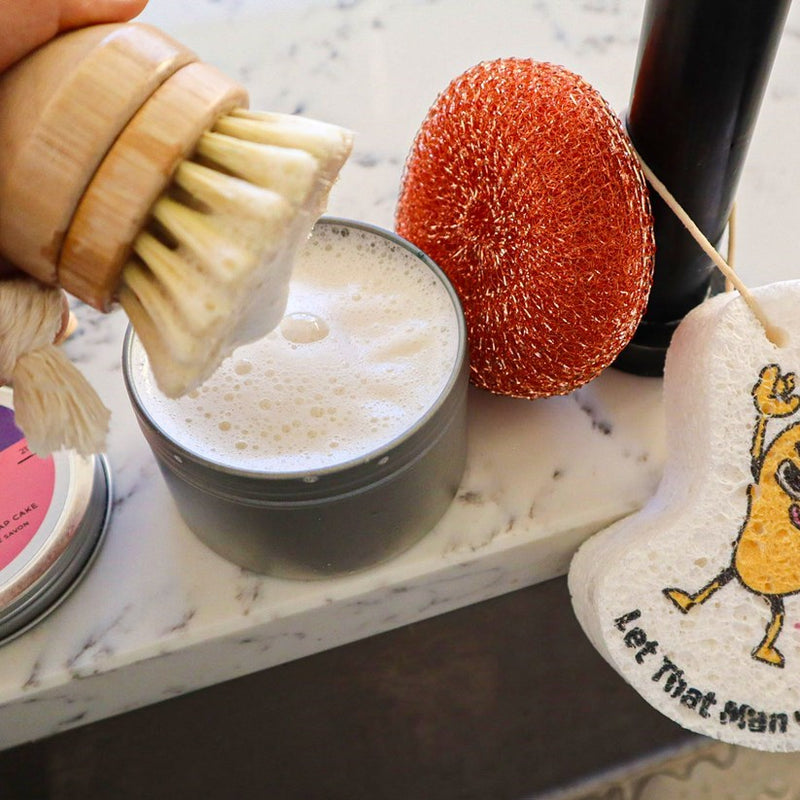 Upgrade your kitchen cleaning with our eco-friendly dish scrubber brush.